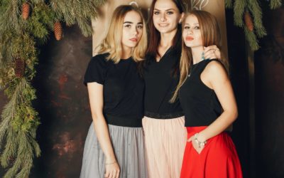 The Best Evening Dresses for Women to Shine at Every Event